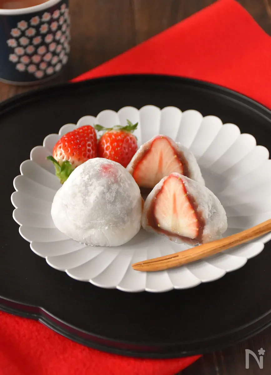 Strawberry Mochi Delight - Land Of The Rising Son